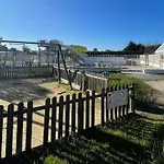 à Saint-pierre-d'oléron Avec Terrasse - Api-1-52-1111
